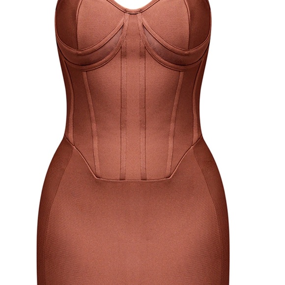 Brown plus sized form Fitting corset dress. - Picture 2 of 5